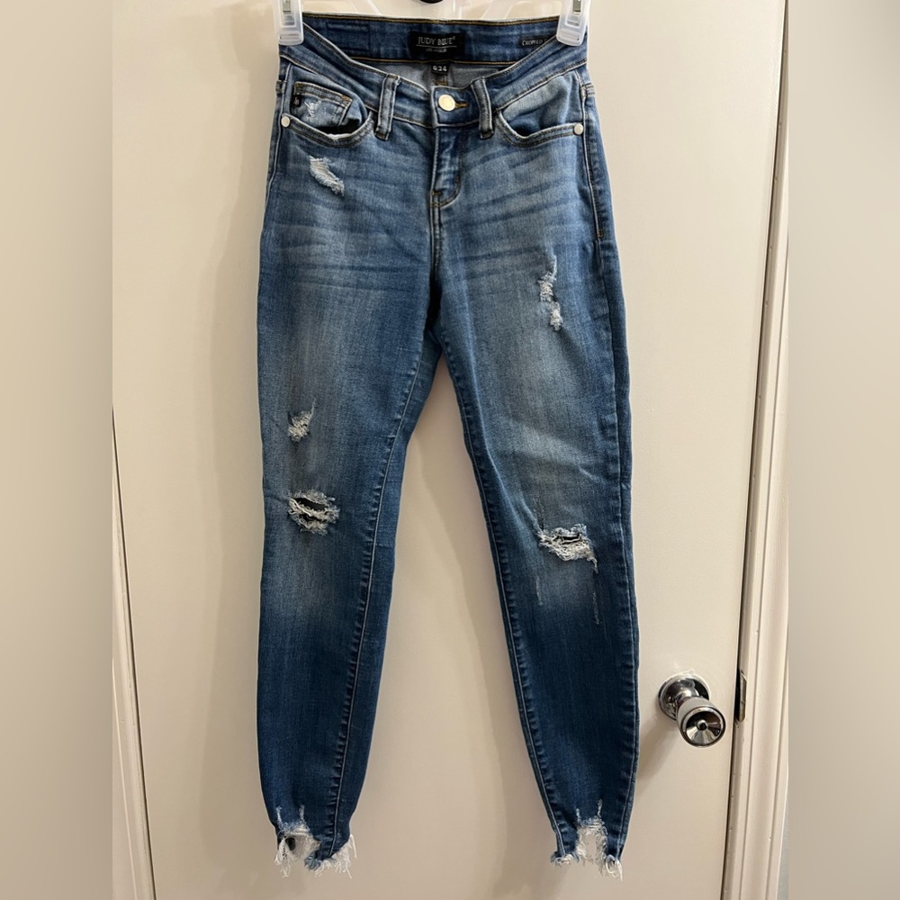 Judy Blue, Cropped Fit